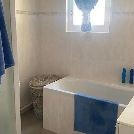 Apartment Bel F3 En Centre-ville Avec Balcon Et Parking, Proche Cures - Fr-1-703-196 Amelie-les-Bains-Palalda