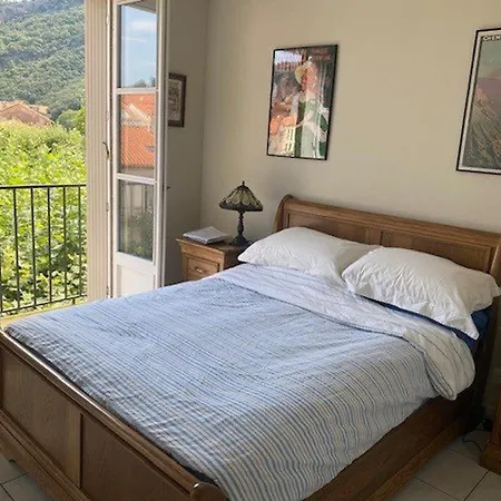 Apartment Bel F3 En Centre-ville Avec Balcon Et Parking, Proche Cures - Fr-1-703-196 *